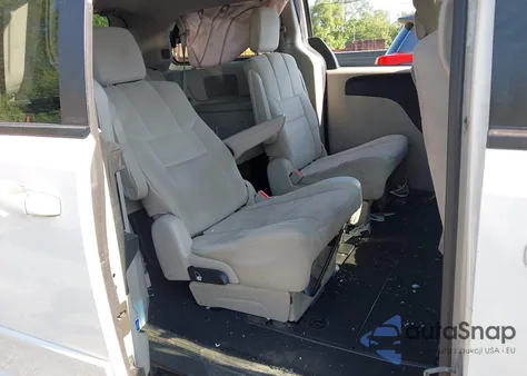 2011 Dodge Grand Caravan Express z USA, uszkodzony, nr VIN 2D4RN4DG9BR693895